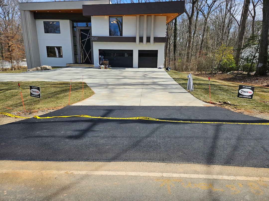 The Project: Enhancing a Fairfax, VA Concrete Driveway with an Asphalt Apron
